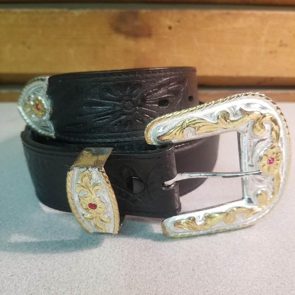 Leather Belt Silver Ruby Buckle